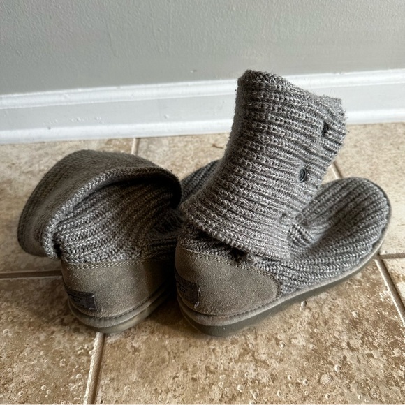 Ugg Classic Cardy Women's Knit Sweater Boots - Size 8 - Picture 6 of 9